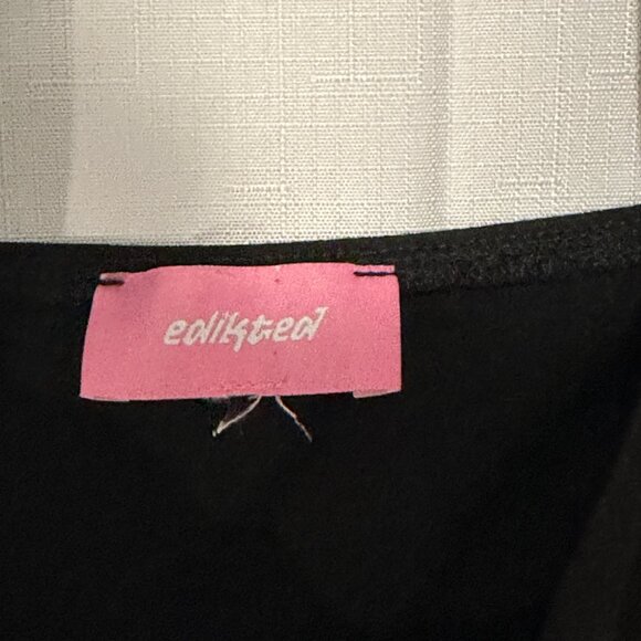 Edikted Contrast Satin Effect Mini Dress – Cream & Black – Size L - Picture 4 of 5